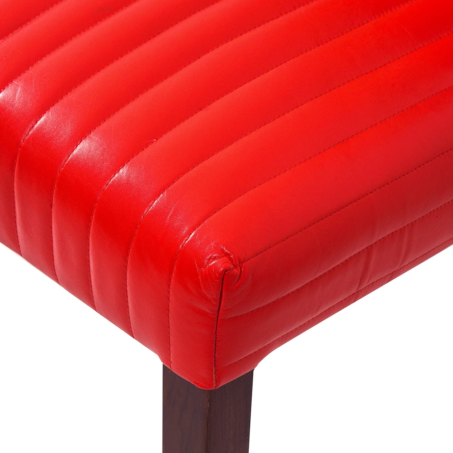 Kurt Ara Leather Chair Cardinal Cushion Close Up